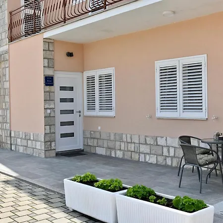 Golden Neretva Apartments Metkovic Exterior photo